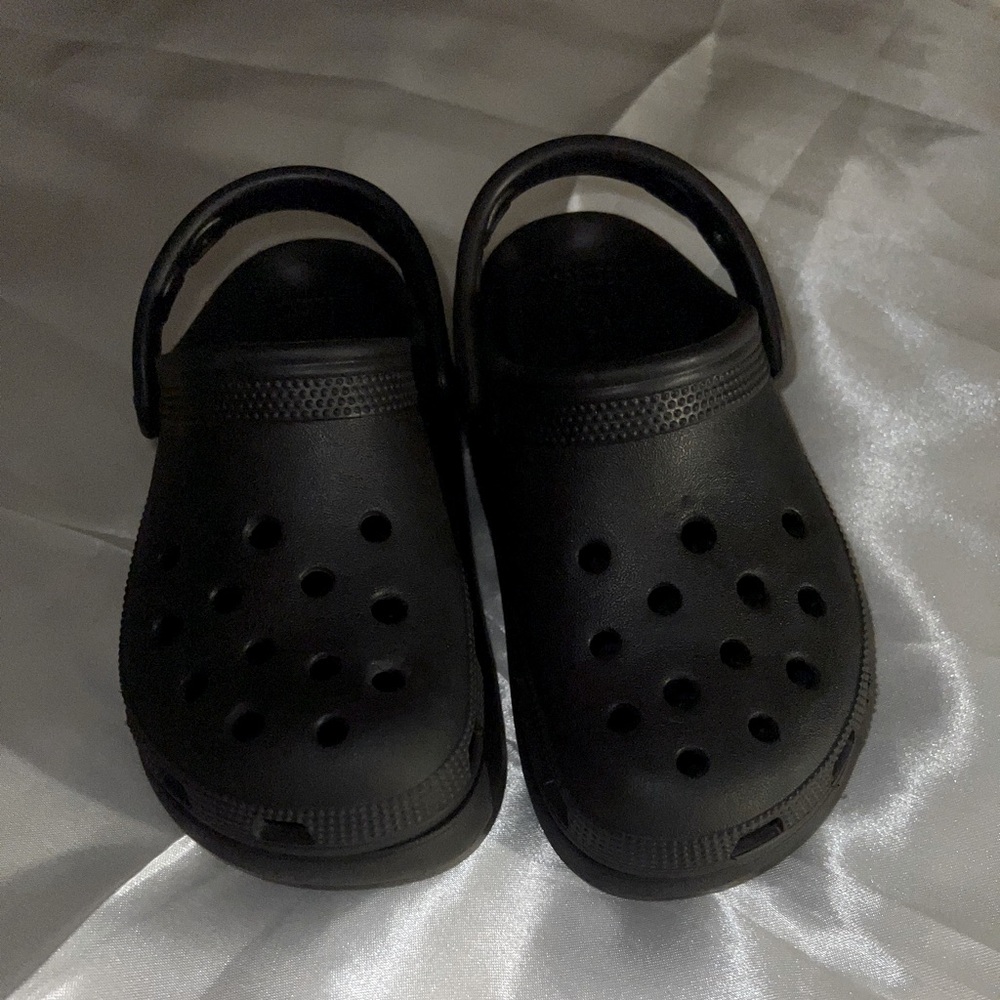 Platform Crocs - Picture 2 of 5